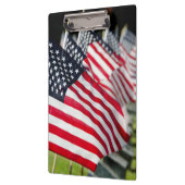 Porte-bloc Cimetière militaire historique avec des drapeaux (Gauche)