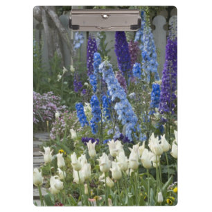 Porte-bloc Fleurs printanières le long d'un chemin de jardin,