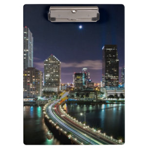 Porte-bloc Horizon de ville de Miami avec le pont la nuit