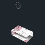 Porte-cartes De Placement Romantic Chic Peony Floral & Mariage de dentelle M<br><div class="desc">Romantic Chic Peony Floral & Dentelle Rose & Grey Flowers Elégant Monogramme de mariage Numéro de table Titulaires de carte,  Consultez ma boutique pour voir l'ensemble de la suite mariage pour ce design!</div>