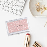 Porte-cartes De Visite Blush Pink Bokeh Personnalisé<br><div class="desc">Elégant coque carte de visite dispose d'un arrière - plan de lumières scintillantes de bokeh dans le blush champagne rose,  avec votre nom,  monogramme ou nom d'entreprise dans le centre.</div>
