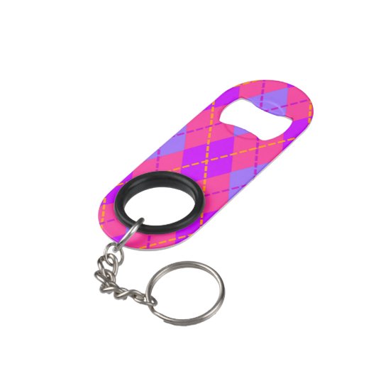 Porte-clé Décapsuleur Bright Pink and Blue Argyle Pattern Monogram (angle arrière)