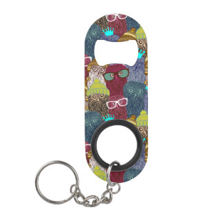 Porte-clé Décapsuleur Chouette dans la couronne
