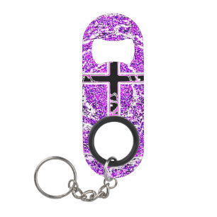 PORTE-CLÉ DÉCAPSULEUR CROIX NOIRE ET ROSE AVEC ARRIÈRE - PLAN VIOLET
