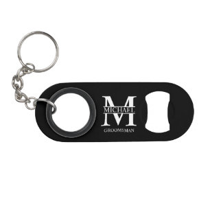 Porte-clé Décapsuleur Monogramme et nom personnalisés de garçon d'honneu