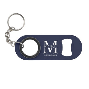 Porte-clé Décapsuleur Monogramme et nom personnalisés de garçon d'honneu
