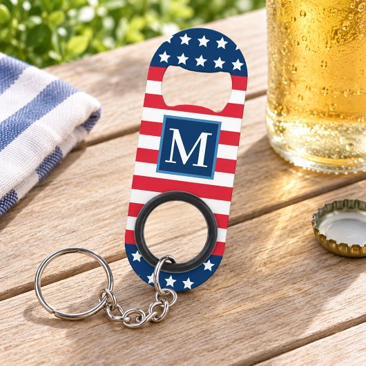 Porte-clé Décapsuleur Monogramme Initial Américain Rouge Blanc Bleu Pers