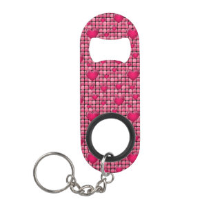 Porte-clé Décapsuleur Pile rose avec des coeurs