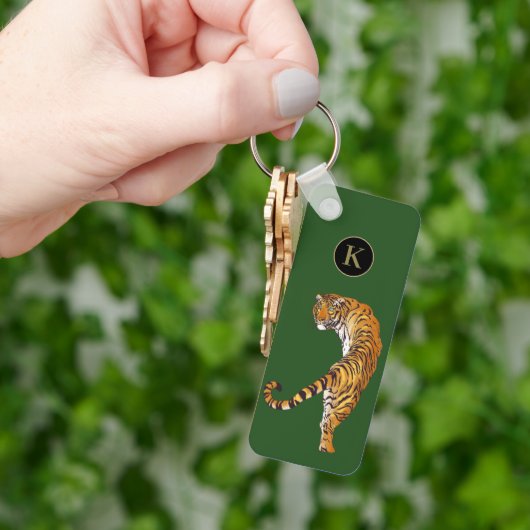 Porte-clés 2 côtés Young Wild et Libre Tigre Monogramme Vert (main)