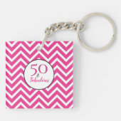 Porte-clés 50 et fabuleux 50e anniversaire Pink Chevron Motif (Dos)
