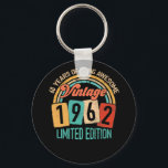 Porte-clés 60 Ans D'Être génial En 1962 60e Anniversaire<br><div class="desc">60 Ans D'Être Formidable Vintage Né En 1962 60e Anniversaire</div>