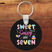 Porte-clés 7e anniversaire fille douce Sassy et sept Donut 7  (Recto)