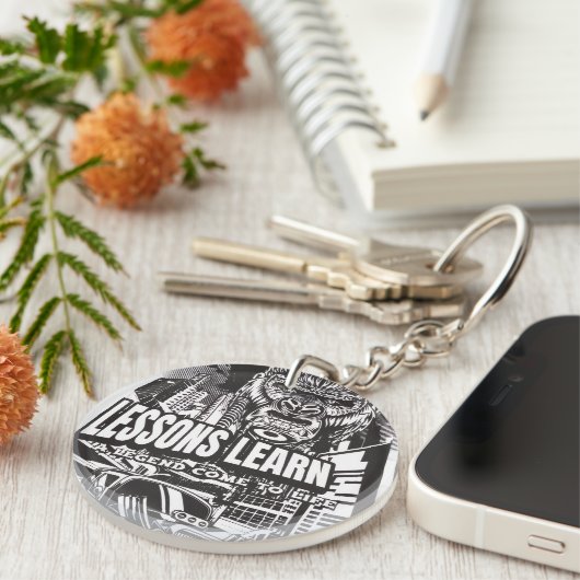 PORTE-CLÉS ACRYLIC LEGENDARY GORILLA LESSONS LEARN KEYCHAIN  (Devant Droit)