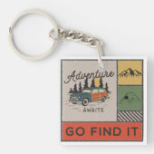 Porte-clés Adventure Await Go Find It Retro Camping Travel (Devant)