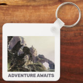 Porte-clés Adventure Awaits. Fantasy landscape (Verso)
