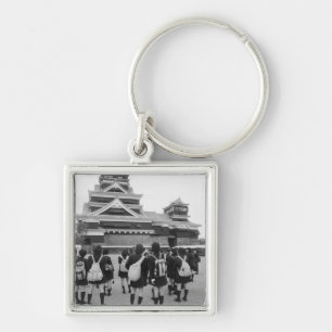 Porte-clés Asie, Japon, Kumamoto. Écoliers à