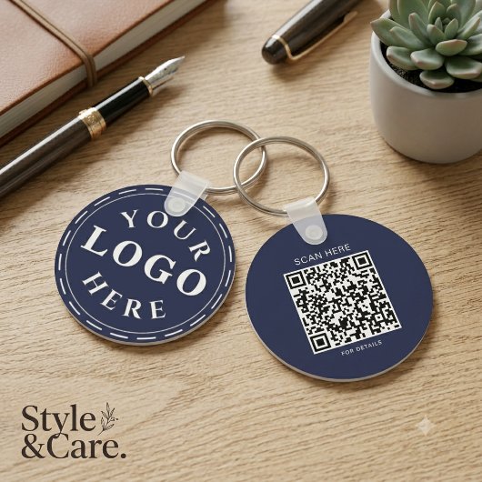 Porte-clés avec code QR et logo bleu marine