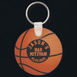Porte-clés Basketball Bar Mitzvah Favoriser Porte - clé orang<br><div class="desc">Personnalisé orange et noir basketball Bar Mitzvah merci pour le porte - clé. Personnalisé avec le nom de votre fils et la date de Bar Mitzvah.</div>