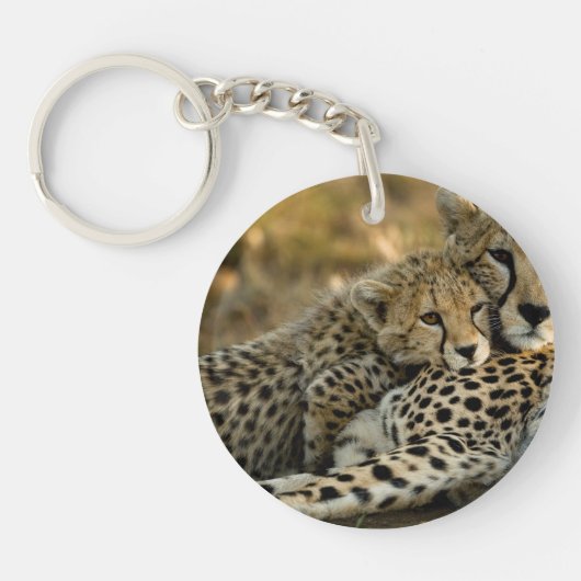 Porte-clés Bébé guépard câlinant sa mère (Devant)