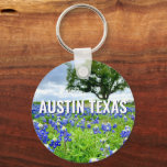 Porte-clés Belle Bluebonnets Austin Texas Photographie<br><div class="desc">Une belle photo de bleuets Austin Texas dans un champ de nature fait un joli cadeau porte - clé pour un Texan qui aime les fleurs sauvages. C'est la fleur de l'état et apporte une grande fierté.</div>