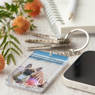 Porte-clés Bouledogue français sur la plage Bouledogue frança