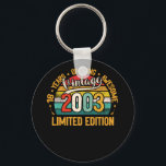 Porte-clés Cadeaux de 18 ans Vintage 2003 18e anniversaire<br><div class="desc">Cadeaux de 18 ans Vintage 2003 18e anniversaire</div>