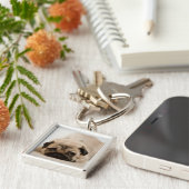 Porte-clés Carlin femelle bronzage (Côté)