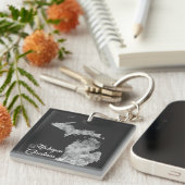 Porte-clés Carte de l'état du Michigan Noël Flèches de neige (Devant Droit)