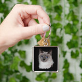 Porte-clés Chat siamois aux yeux bleus (main)