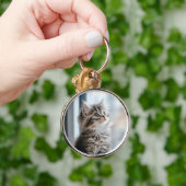 Porte-clés Chaton regardant par la fenêtre (Main)