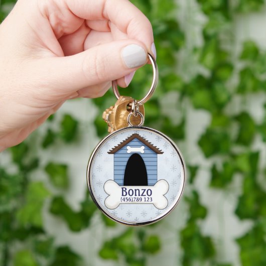 Porte-clés Chenil dans l'étiquette bleue d'identification de (Main)