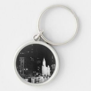 Porte-clés circa 1954 : De vue une avenue du Michigan vers