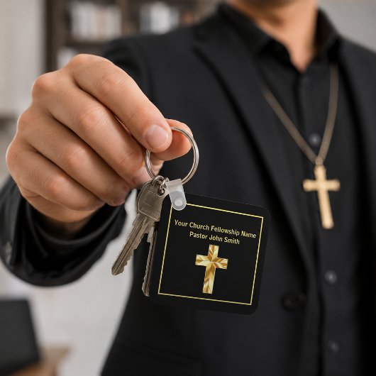 Porte-clés Classeuse Croix Noire d'Église pour Pasteur