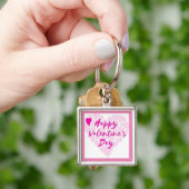 PORTE-CLÉS COEUR "HEUREUSE SAINTE-VALENTIN" (main)