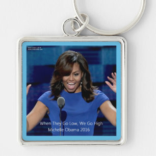 Porte-clés Collectif Michelle Obama "We Go High"