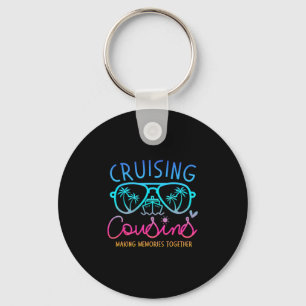 Porte-clés Cousins en croisière créant des souvenirs ensemble