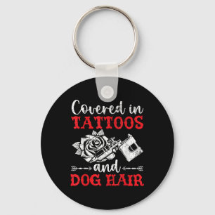 Porte-clés Couvert De Tatouages Et De Tatouages De Cheveux De