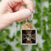 Porte-clés crâne prussien avec croix de fer (main)