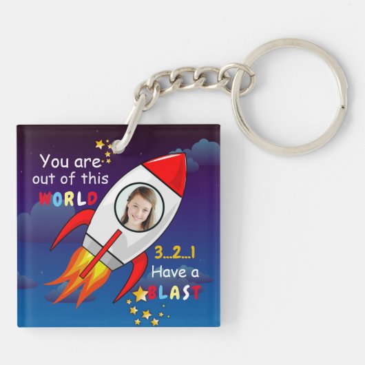 Porte-clés Cute Outer Space Rocket Ship Blast Off Birthday (Dos)