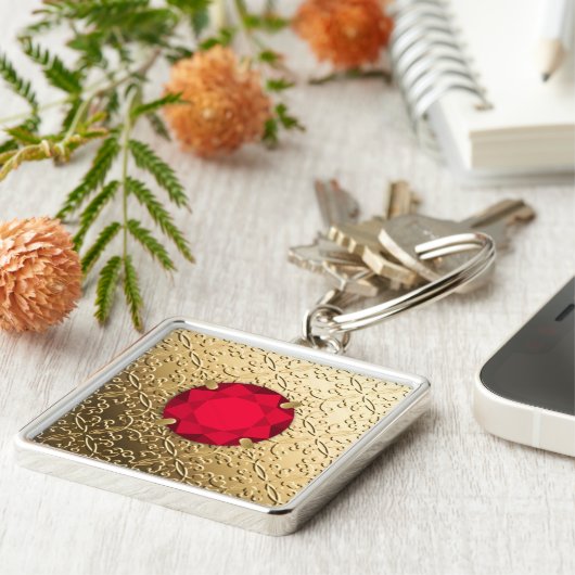 Porte-clés Damas d'or avec gemstone de faux grenat (Côté)