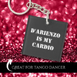 Porte-clés D'Arienzo est mon cardio Tanguero Tango argentin<br><div class="desc">Ce porte-clés Tango incroyable fera savoir à tout le monde que vous vivez le tango argentin. 
Ceci constitue également un cadeau idéal pour un anniversaire,  Noël,  la Saint-Valentin ou la fête des Pères pour un addict du Tango.

N'hésitez pas à acheter en gros pour vos amis de tango.</div>