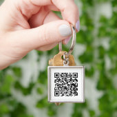Porte-clés de conception de code QR (main)