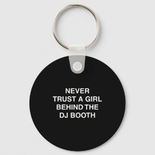 Porte-clés Derrière le stand du dj techno edm festival mème d