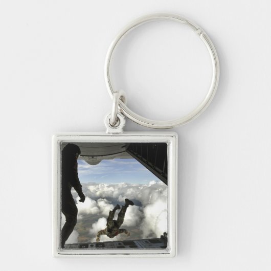 Porte-clés Des parachutistes sautent à l'arrière d'un C-130 (Devant)