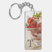 Porte-clés Dessert de fraise avec du yaourt frais (Devant gauche)