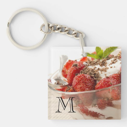 Porte-clés Dessert de fraise avec du yaourt frais (Devant)