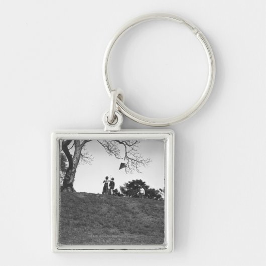 Porte-clés Deux garçons pilotant le cerf-volant sur la (Devant)