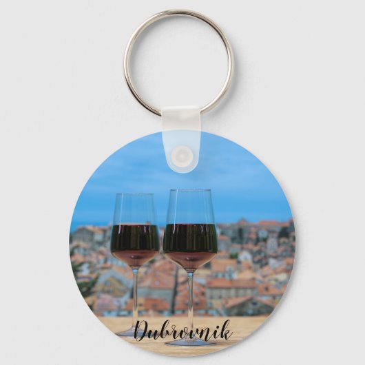 Porte-clés Deux verres de vin rouge avec vue sur Dubrovnik Co (Recto)