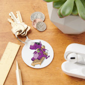Porte-clés Dragon Violet se détendant sur Chaise Longue