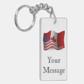 Porte-clés Drapeau de ondulation Canadien-Américain (Devant gauche)